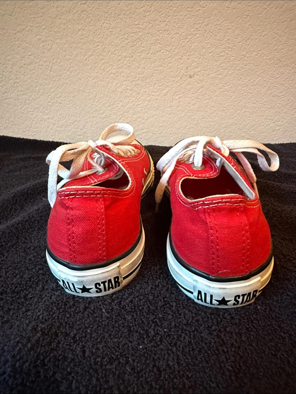 Converse classic low